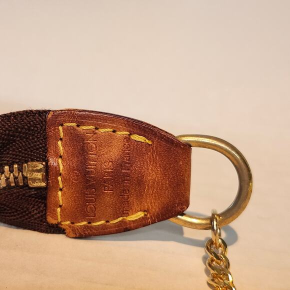 Louis Vuitton Pochette Accessoires LV Monogram Shoulder Bag with Chain Vintage - Picture 11 of 15